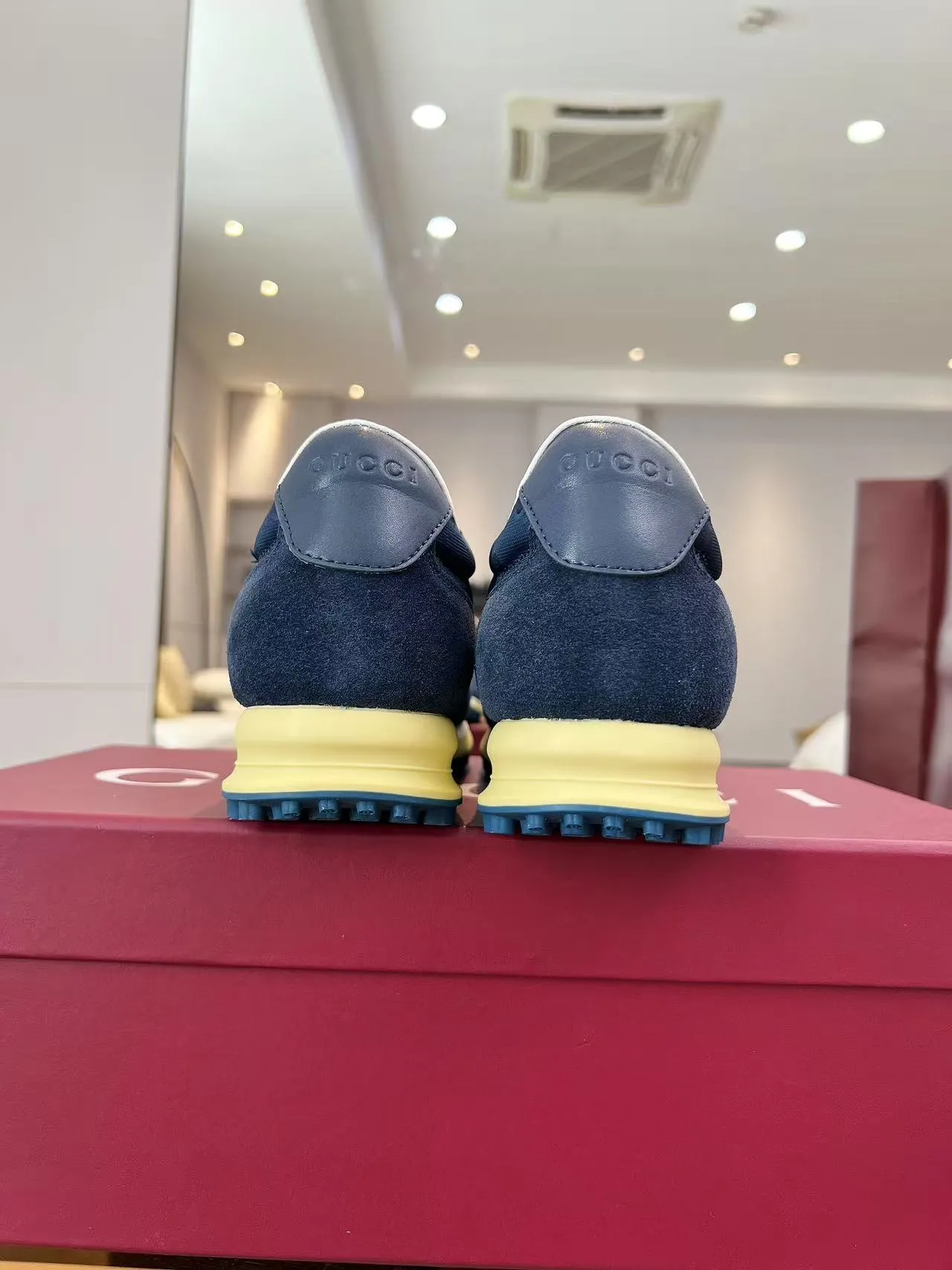 660💰GUCCI Men's New Forrest Gump Sports Shoes Light, comfortable and versatile, full of details, showing retro sports feelings Men's size 39-45